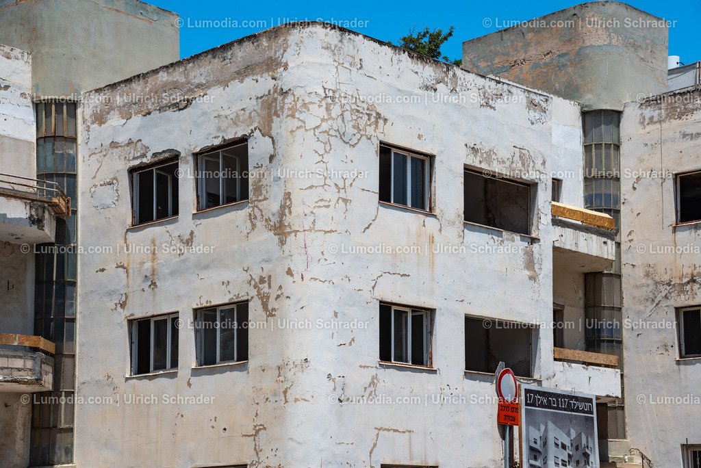 10972-10133 - Tel Aviv - Rothschild Boulevard | Stockfoto und Bilderpool mit Bildmaterial aus Deutschland, dem Harz, Halberstadt, Quedlinburg, Wernigerode und weltweit. Qualitativ hochwertige und professionelle Fotos anschauen und kaufen. - Realisiert mit Pictrs.com