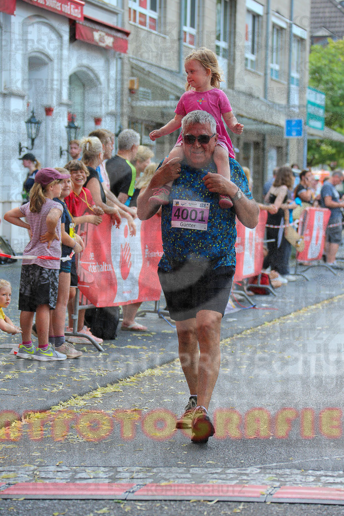 220625_1717_EX1_6564 | Sportfotografie im Rhein-Sieg Kreis, Köln, Bonn, NRW, Rheinland Pfalz, Hessen, etc. Unser Tätigkeitsfeld umfasst den Laufsport vom Volkslauf über den Marathon, Duathlon, Triathon bis zum Ultralauf wie Kölnpfad Ultra oder Schindertrail.