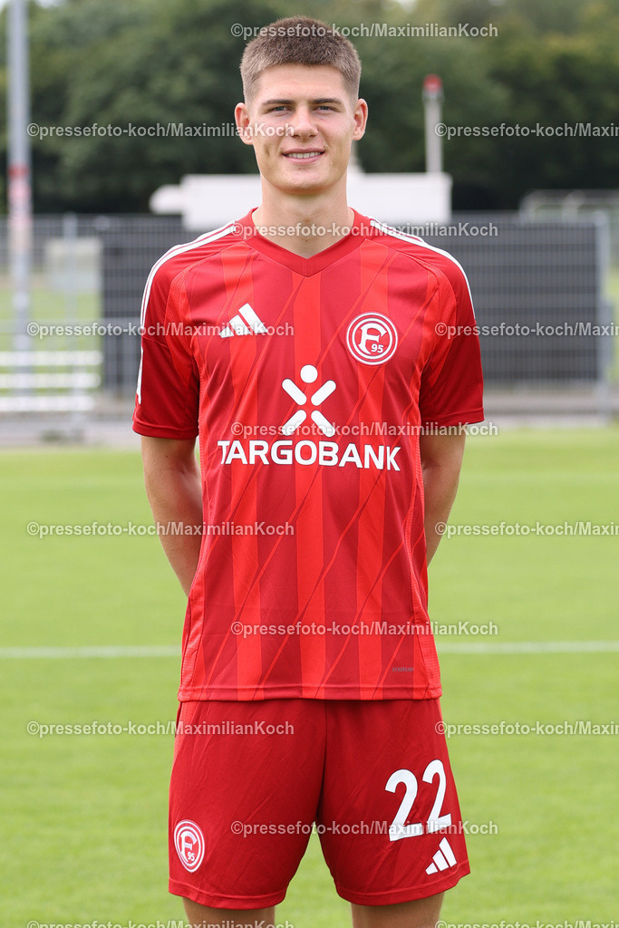 Due2BL25072401070 | Danny Schmidt; Fortuna Düsseldorf; 2. Bundesliga, Porträttermin 2024/2025