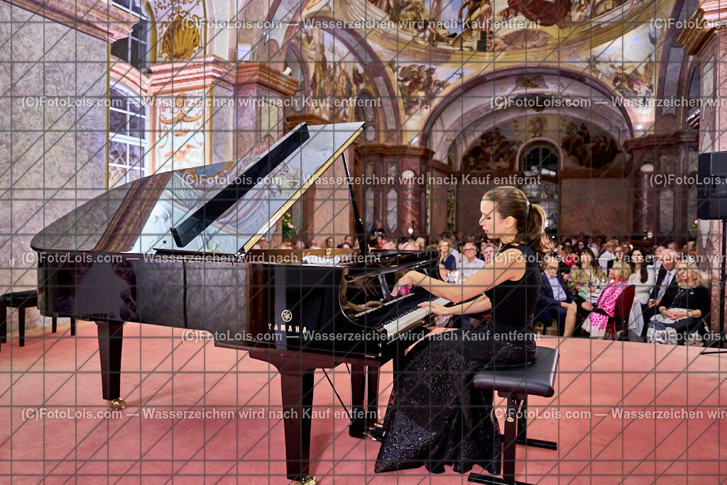 ALP0007_XXXX-Chopin-Festival_Nocturno_Sacharzewska Kamila | (C)FotoLois.com, Alois Spandl. XXXX. Chopin-Festival in der Kartause Gaming, 'NOCTURNO' - nächtliches Konzert bei Kerzenlicht in der Barockbibliothek, Sa 17. August 2024.