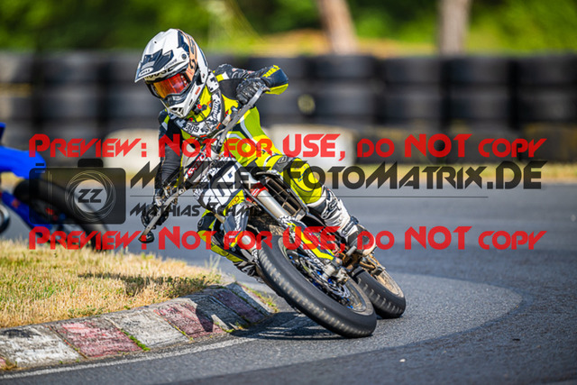 MaZZes_FotoMatrix_220528_3591 | Fotograf Mathias Schmid
Sportfotograf,
Eventfotograf,
Hochzeitsfotograf,
Portraitfotograf