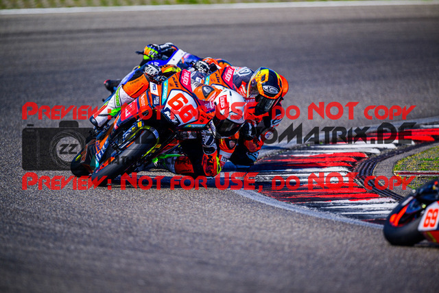 MaZZes_FotoMatrix_240901_6007705_7650 | SSP300