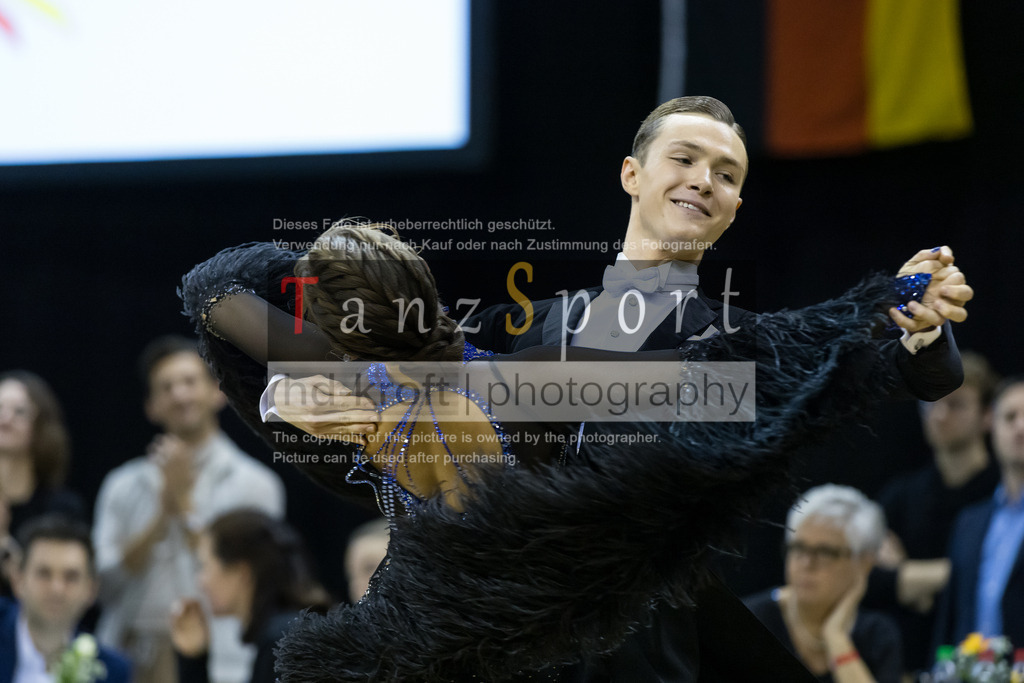 20241102_DC_HGR_Std_09089 | Tanzsportbilder, Standardtanz, Lateintanz, WDSF, DTV, LTVB, dancecomp, goc, hessen tanzt, blaues band der spree, walzer, tango, wiener walzer, slowfox, quickstepp, samba, rumba, cha-cha-cha, paso doble. jive, hd-kroft photography, turniertanzsport