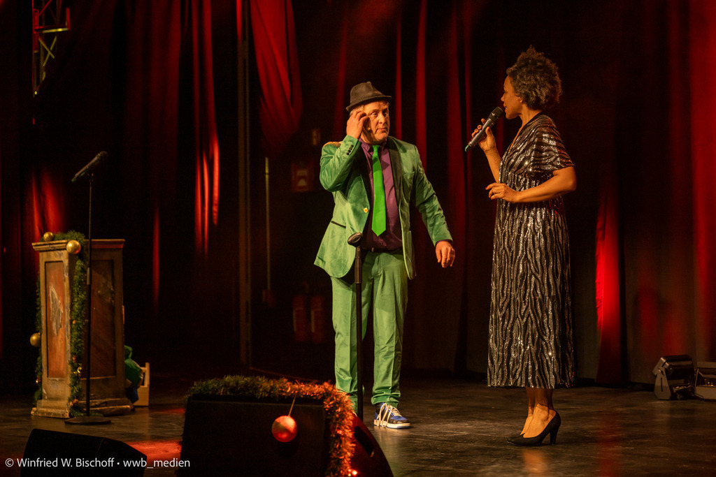 wwb-2412-0284 | <Fotografie> <Video> <Film> <Winfried Bischoff> - Realisiert mit Pictrs.com