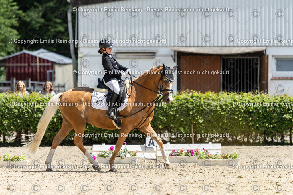 CL5A9422 | Emilia Reinking Fotografie - Realisiert mit Pictrs.com