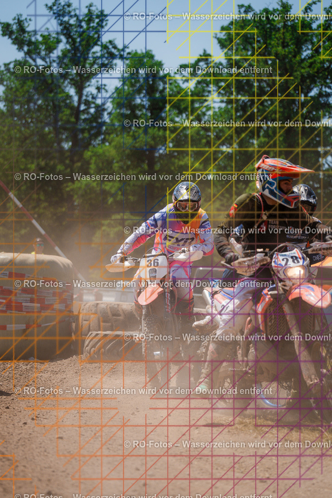 5 Lauf Schlüchtern IGE 2026-144 | Sportfotografie von RO-Fotos: Motorsport, Motocross, Enduro, Laufveranstaltungen und Triathlon. Professionelle Fotos von Sportlern und Events. - Realisiert mit Pictrs.com