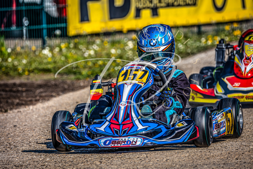 F9E48C8C-C0F8-4BB0-87B3-3DABFCD3CC24 | traudl_s_fotos