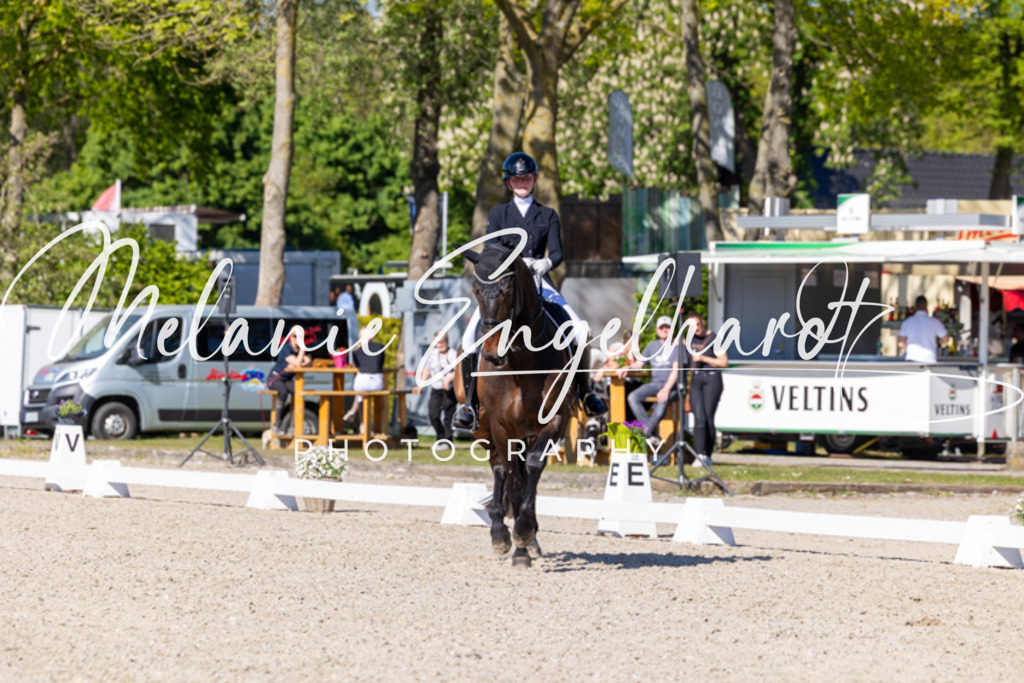 7I8A2043 | melanie-engelhardt-photography - Realisiert mit Pictrs.com