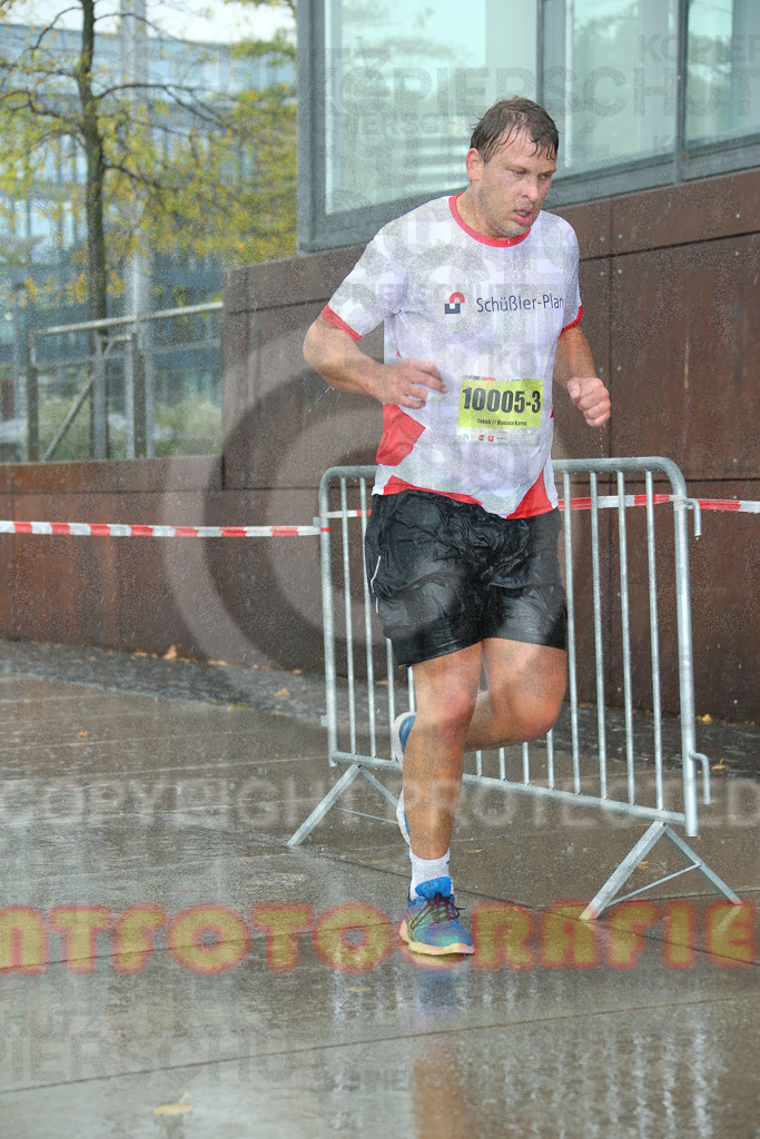 220917_1536_EX1_5811 | Sportfotografie im Rhein-Sieg Kreis, Köln, Bonn, NRW, Rheinland Pfalz, Hessen, etc. Unser Tätigkeitsfeld umfasst den Laufsport vom Volkslauf über den Marathon, Duathlon, Triathon bis zum Ultralauf wie Kölnpfad Ultra oder Schindertrail.