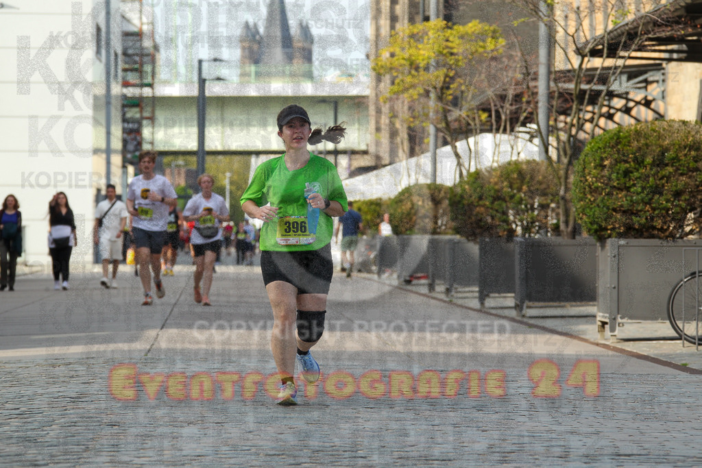 250920_1502_EV4_7949 | Sportfotografie im Rhein-Sieg Kreis, Köln, Bonn, NRW, Rheinland Pfalz, Hessen, etc. Unser Tätigkeitsfeld umfasst den Laufsport vom Volkslauf über den Marathon, Duathlon, Triathon bis zum Ultralauf wie Kölnpfad Ultra oder Schindertrail.