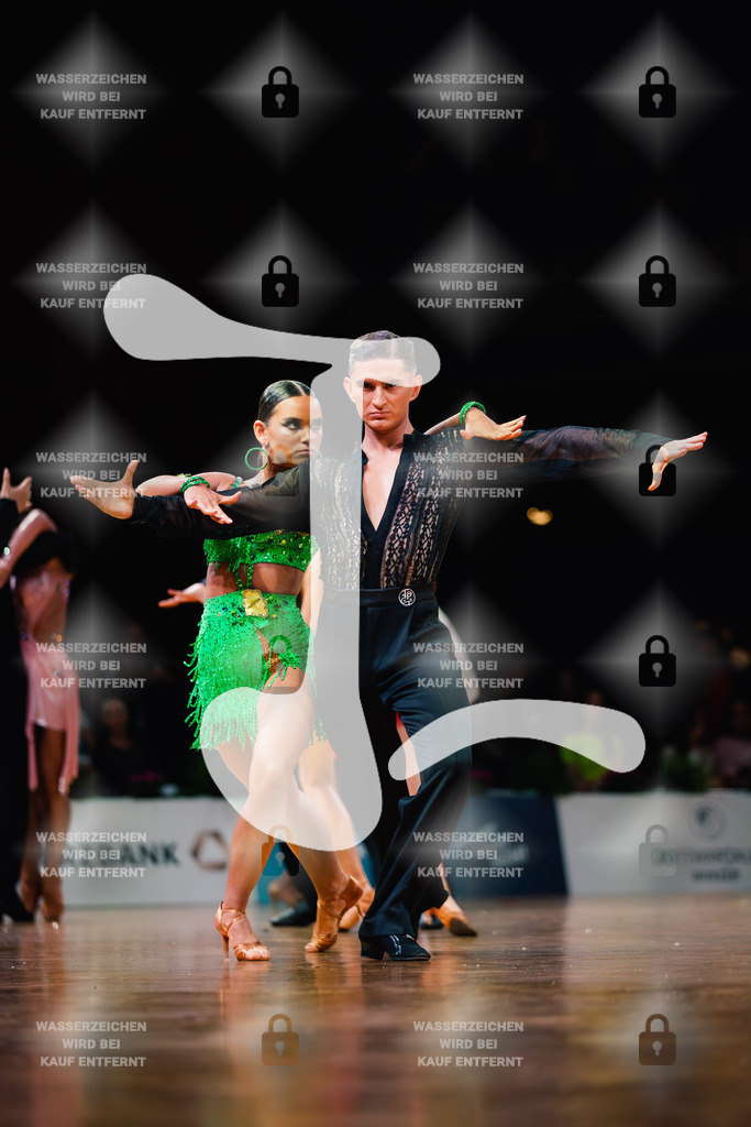 GOC 2025 - WDSF GrandSlam Latin 133rd-134th (32) Paul Thorwarth _ Zorka Kozma (Germany)-2025-08-23-1657 | Webshop for digital downloads and prints of dance sport, event & show photographer Julian Link - Realisiert mit Pictrs.com