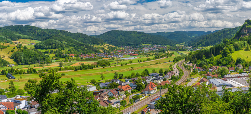 kreuzbuehl_130626-23-Pano | <div id="allefotografen-seal-verified-green"></div><script src="https://www.allefotografen.de/956728/seal-verified-green/seal.js" async="async"></script> - Realisiert mit Pictrs.com