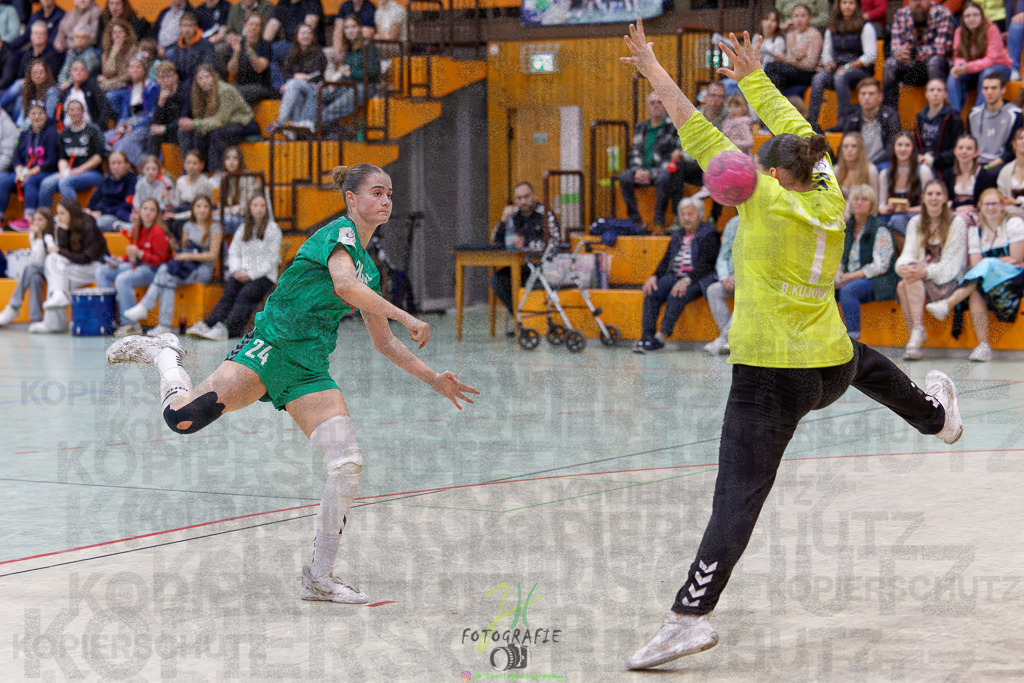 2024-10-19_327 | Jugendbundesliga B-Jugend weiblich; HSG Kleenheim/Langgöns - Longericher SC am 19.10.2024 in Oberkleen (Weidig-Halle) - Realisiert mit Pictrs.com