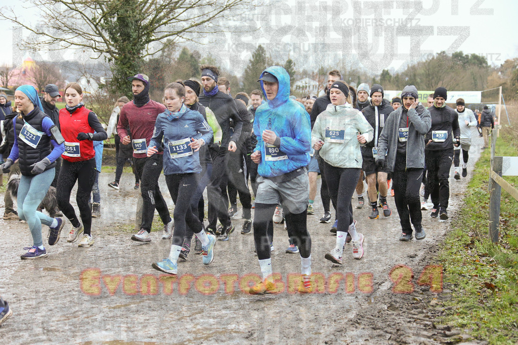 241208_0927_EX1_3844 | Sportfotografie im Rhein-Sieg Kreis, Köln, Bonn, NRW, Rheinland Pfalz, Hessen, etc. Unser Tätigkeitsfeld umfasst den Laufsport vom Volkslauf über den Marathon, Duathlon, Triathon bis zum Ultralauf wie Kölnpfad Ultra oder Schindertrail.