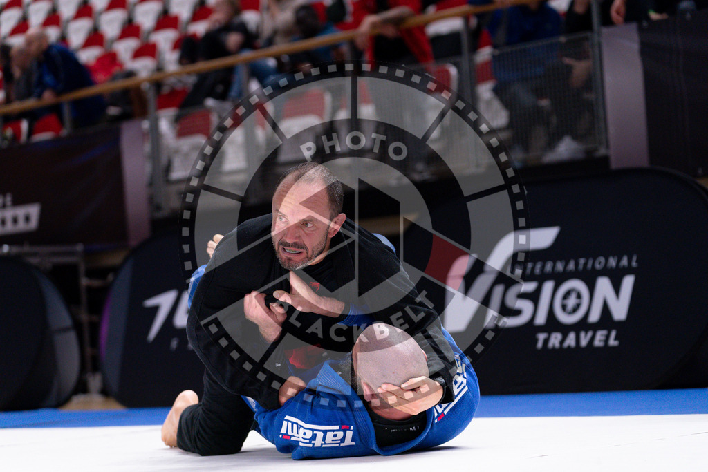 20241013PBB5238 | Athletes compete during the AJP Tour Europe Continental Jiu-Jitsu Amateurs & Masters Championship on October 13, 2024 in Almere near Amsterdam, Netherlands. © Chiara Dazi / photoblackbelt