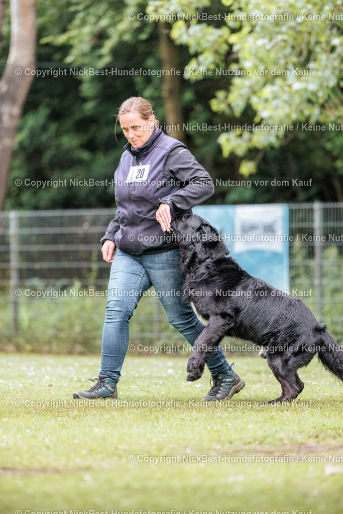 RO-Blumenthal-2026-Nickbest-Hundefotografie-4616 | Dein Hund! Dein Moment! Deine Erinnerungen! Hundefotografie in Bremen Blumenthal. Ich fange die besonderen Momente deines Vierbeiners ein – ob Indoor mit Blitzanlage oder in der freien Natur. Sicher dir dein Moment und dein Termin für eure Erinnerungen.