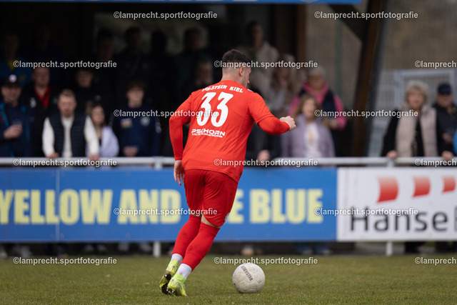 Fußball I Herren I Saison 2025-2026 I Flens-Oberliga I 21. Spieltag I SV Todesfelde - Holstein Kiel II 049 | Aldin Jakupović  (33, Holstein Kiel II) - Realisiert mit Pictrs.com