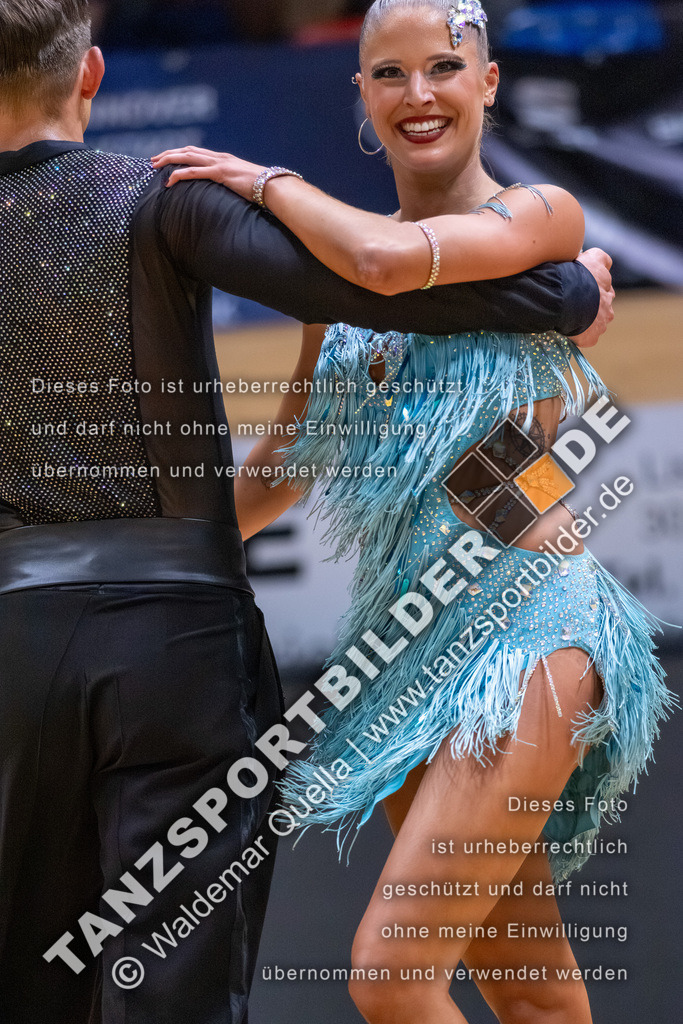 20260328-03956 | Hier finden Sie Tanz Bilder vom Latein und Standard Formationen tanzen. Sportbilder vom Tanzsport. Schöne Fotos und von Weltmeisterschaft, Europameisterschaft, Bundesliga, Regionalliga, Oberliga und Landesliga sowie von GOC Stuttgart, DanceComp, WM Bremen