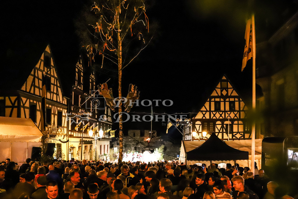 Oberwesel 2023 Hexennacht-2580 | Die Hexennacht in Oberwesel am Rhein findet in der Walpurgisnacht am 30. April statt. - Realisiert mit Pictrs.com
