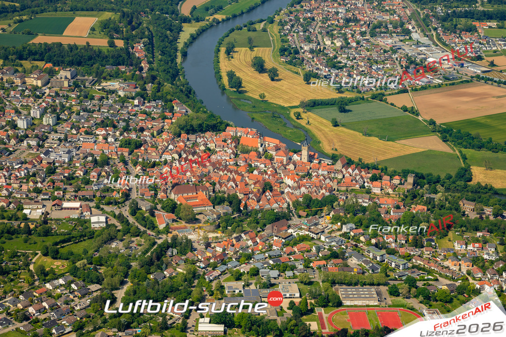 Das Luftbild zeigt Altstadt Bad Wimpfen - Die Luftaufnahme wurde 2023 vom UL-Flugzeug aus erstellt ( keine Drohne ) - Hochauflösende Luftaufnahme - Für grossformatige Ausdrucke geeignet. Die Geschenkidee !Mit Lizenz und Bildrechte bestellbar