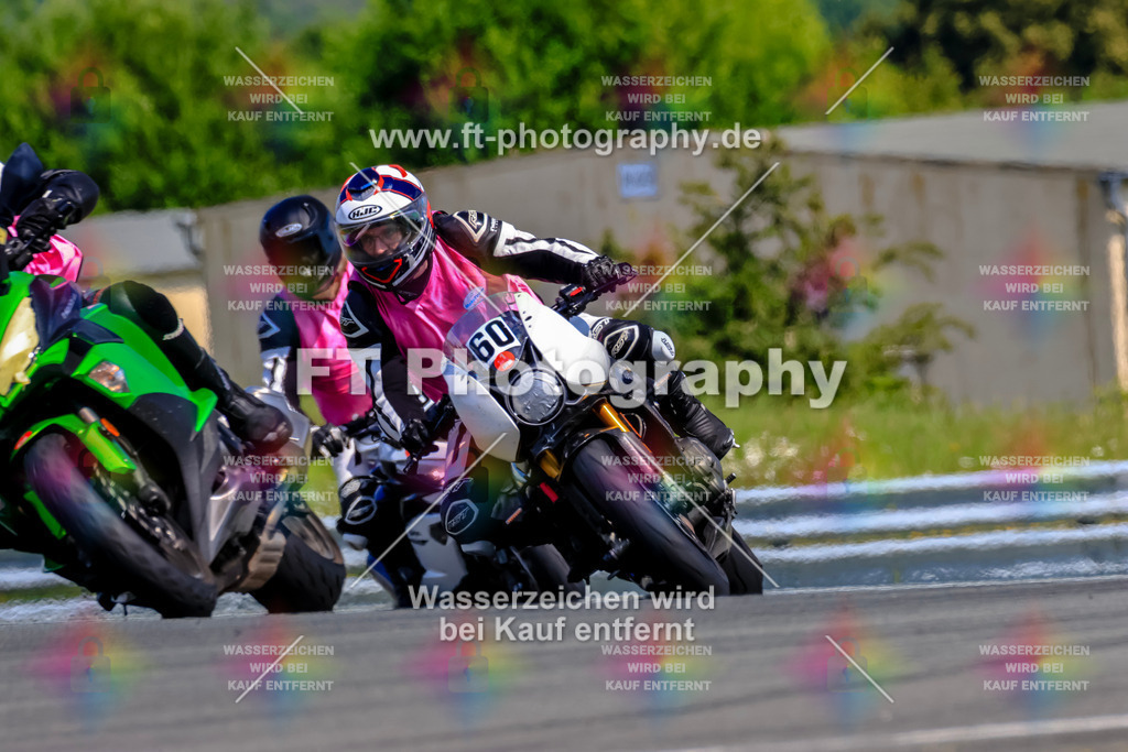 _TCM5265 | Hier findet Ihr Bilder von Touristenfahrten auf der Nürburgring Nordschleife oder von anderen Veranstaltungen die ich besucht habe. Viel Spass beim Durch Schauen 