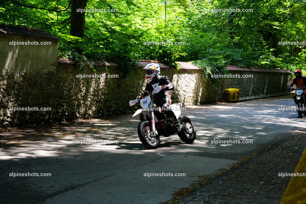 P1036800 | Erleben Sie atemberaubende, hochqualitative Fotos Ihrer Fahrt entlang der malerischen Alpenstraßen. Besuchen Sie alpineshots.com, um professionelle Aufnahmen Ihrer unvergesslichen Reise zu finden und zu kaufen - Realisiert mit Pictrs.com