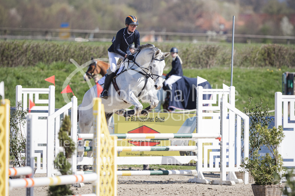 220416_2_A-Springen-274 | Frühlingsfest der Pferde
Herford
16.April 2022
02 Springprüfung Kl. A** geschlossen