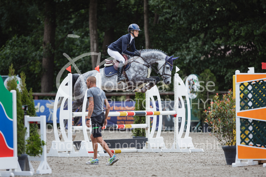 220705_Mühlen_SprPf-A3-377 | Late Entry Mühlen
05.07.2022
03 Springpferde-A**, 4-6jährige Pferde