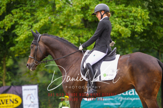 DKP41770 | Turniersportfotografie; Pferdefotografie; Dressurfotografie