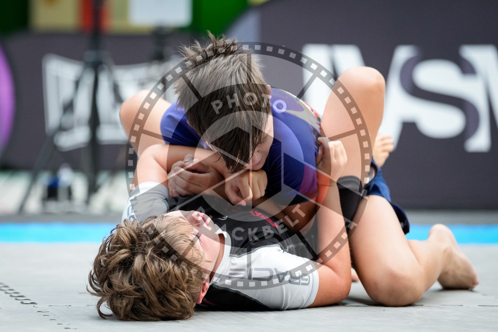 20250920PBB3420 | Athletes compete during the AJP Tour Hamburg International Jiu-Jitsu Championship, on September 20, 2025 in Hamburg, Germany. © Chiara Dazi / photoblackbelt
