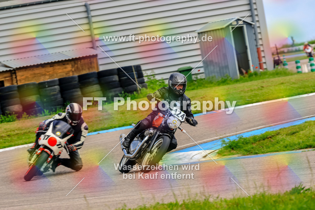 MotoTeam-8135 | Hier findet Ihr Bilder von Touristenfahrten auf der Nürburgring Nordschleife oder von anderen Veranstaltungen die ich besucht habe. Viel Spass beim Durch Schauen 