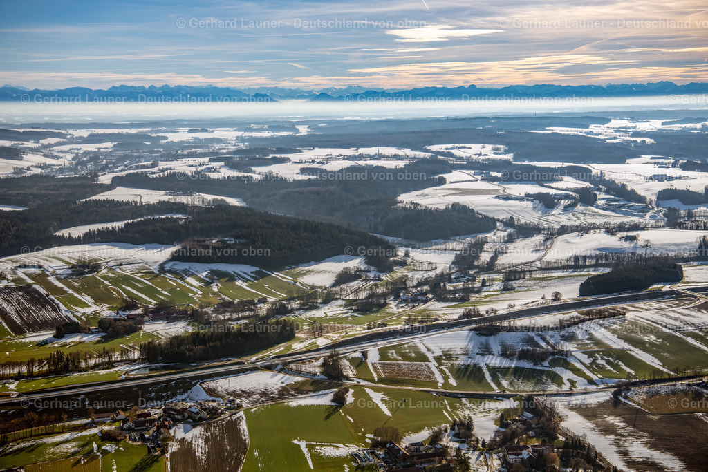 3900074 | Landschaft südl. von Dorfen mit Blick zu den Alpen