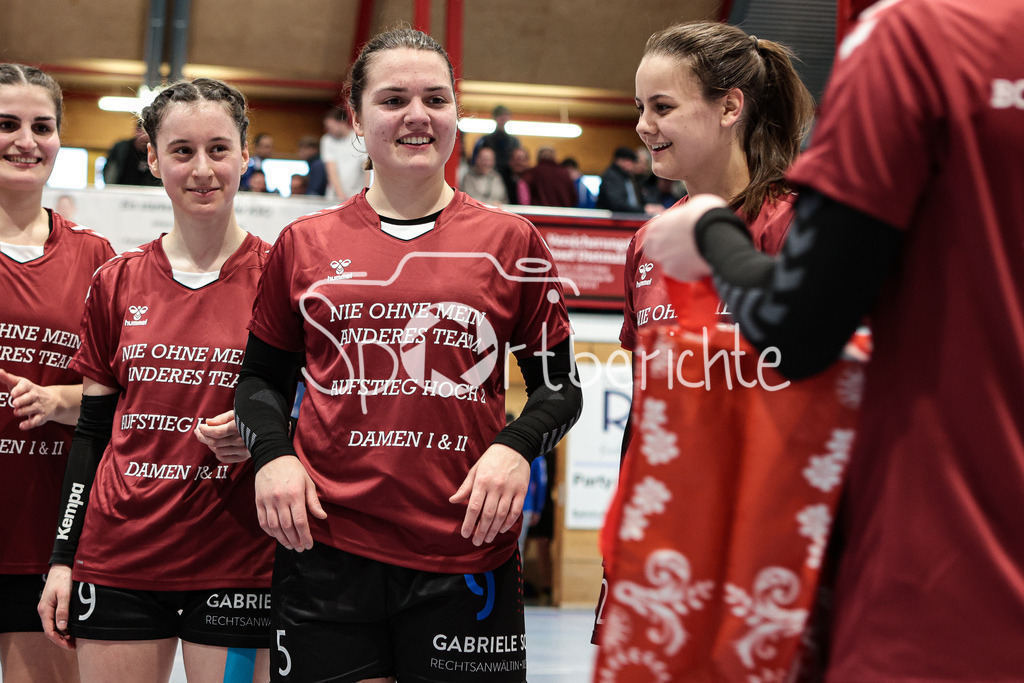 Kissinger SC - TSV Aichach | Professionelle Sportfotos aus den Bereichen Fußball, Eishockey, Handball und vieles mehr. Ob Sieg oder Niederlage