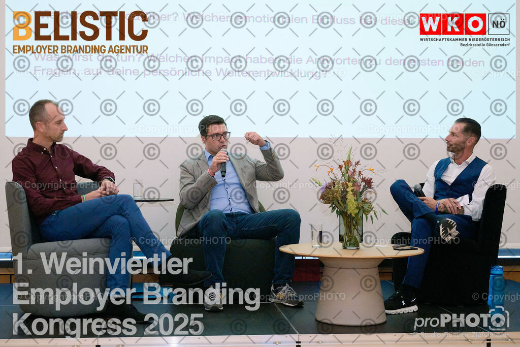 342_202509_EmployerBranding_NZ9_1910 | proPHOTO - Realisiert mit Pictrs.com