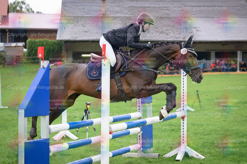 109_McWilliams_Lilly-Sophie_Faberge_A1_Springen_250802_06 | gis-fotografie