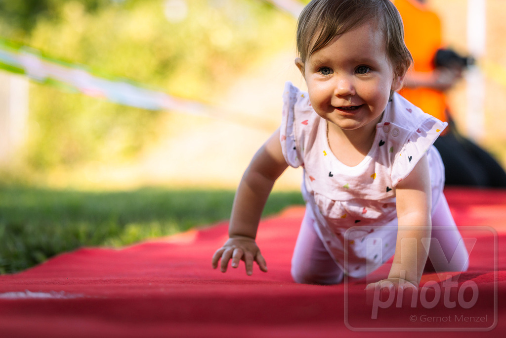 16. Hoywoj-CityLauf im Sportforum Hoyerswerda - 16.09.2023 | 10m VdK-Windel-Flitzer - Realisiert mit Pictrs.com