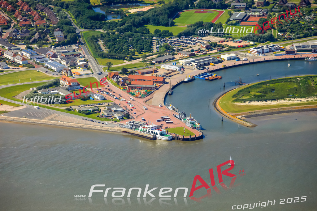 Luftbild von Nordsee Norderney - Luftaufnahme wurde 2013 von https://frankenair.de mittels Flugzeug (keine Drohne) erstellt - die Geschenkidee
