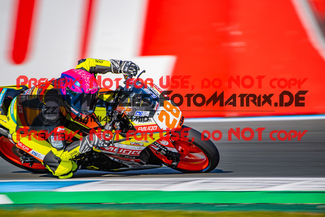 MaZZes_Fotomatrix-220424-95013 | Fotograf Mathias Schmid
Sportfotograf,
Eventfotograf,
Hochzeitsfotograf,
Portraitfotograf