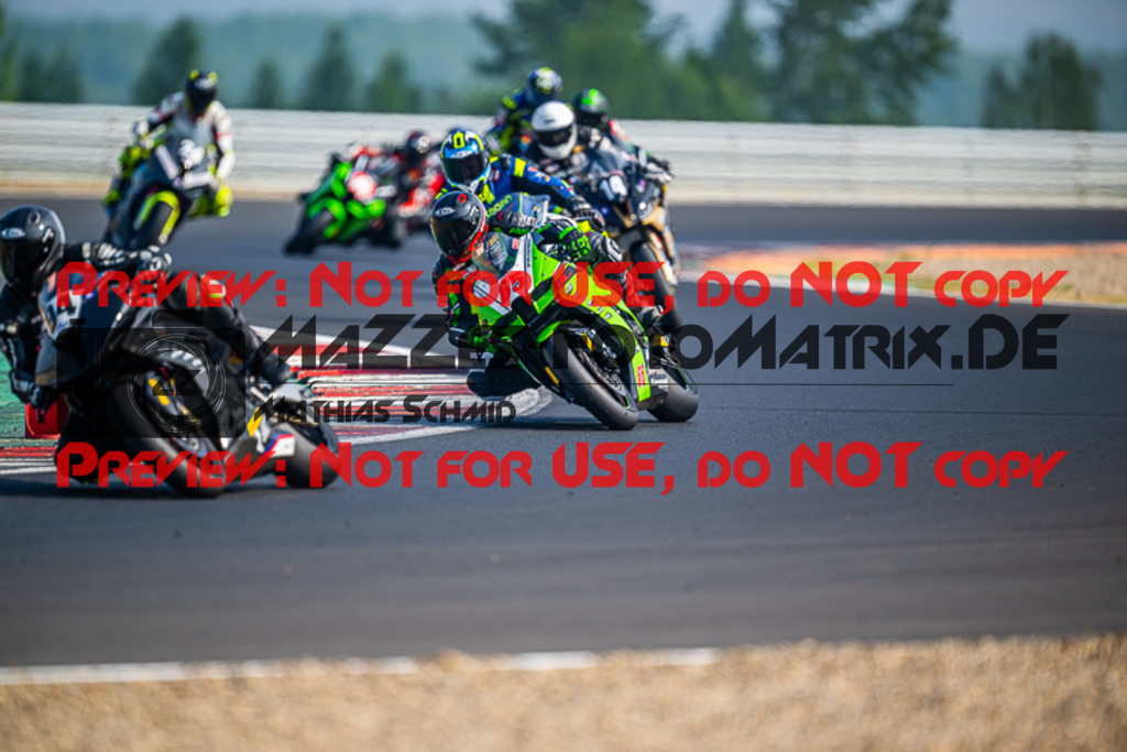 MaZZes_FotoMatrix_220626_5652 | PROSUPERSTOCK