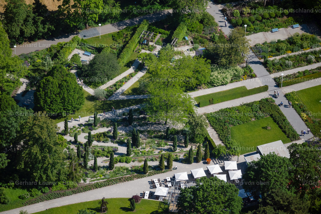 4045791 | ERFURT 14.06.2021 Museums- Gebäude- Ensemble des Deutschen Gartenbaumuseums auf dem Gelände der " Erfurt Buga 2021 " im Ortsteil Brühlervorstadt in Erfurt im Bundesland Thüringen, Deutschland. Weiterführende Informationen bei: Bundesgartenschau Erfurt 2021 gemeinnützige GmbH,  Landeshauptstadt Erfurt,  Stiftung Deutsches Gartenbaumuseum Erfurt. // Museum building ensemble of the German horticulture museum on the area of the " Erfurt Buga 2021 " in the district of Bruehlervorstadt in Erfurt in the federal state Thuringia, Germany. Further information at: Bundesgartenschau Erfurt 2021 gemeinnuetzige GmbH,  Landeshauptstadt Erfurt,  Stiftung Deutsches Gartenbaumuseum Erfurt. Foto: Gerhard Launer