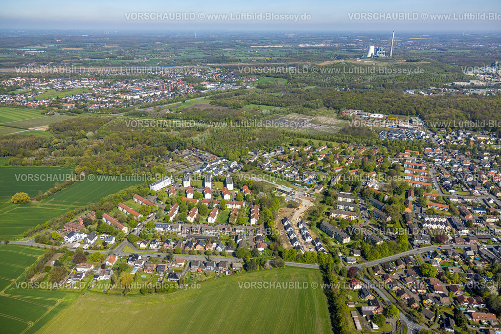 Bergkamen230406571 | Luftbild, Baustelle mit Neubau Reihenhäuser, Magdeburger Straße Ecke Berliner Straße, Baustelle und Neubau am Grone Bildungszentrum NRW und neues Wohngebiet Unter den Telgen, Weddinghofen, Bergkamen, Ruhrgebiet, Nordrhein-Westfalen, Deutschland