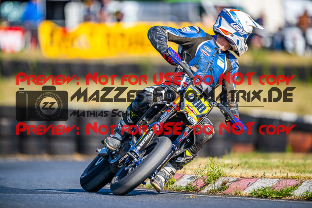 MaZZes_FotoMatrix_220529_5593 | Fotograf Mathias Schmid
Sportfotograf,
Eventfotograf,
Hochzeitsfotograf,
Portraitfotograf