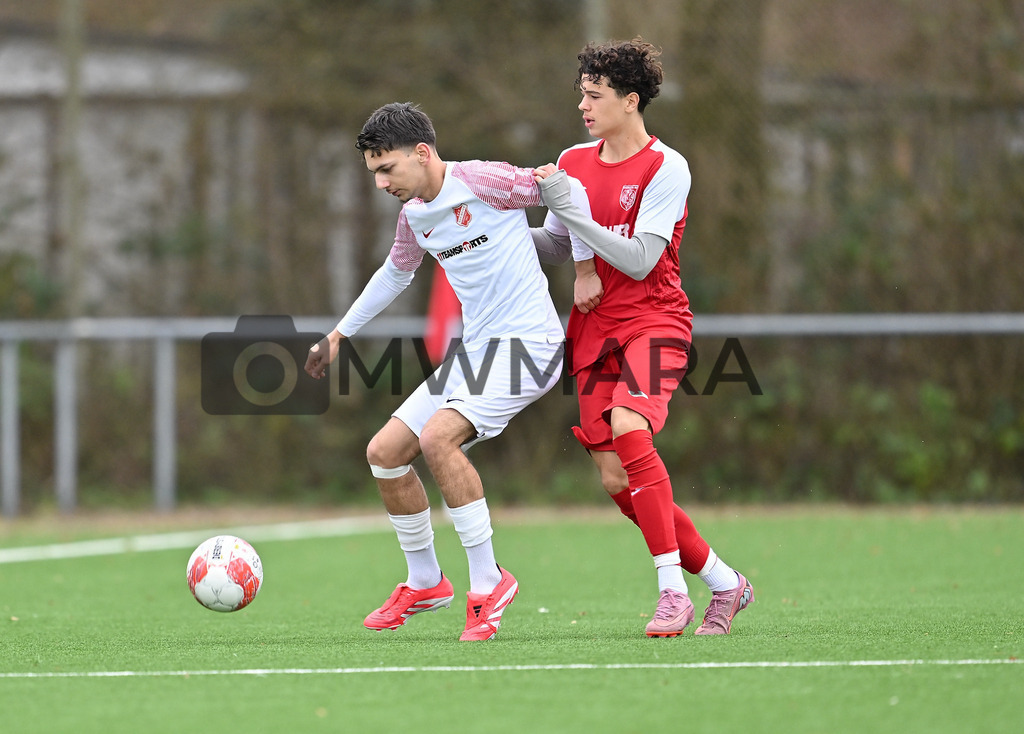 Fussball I Herren I Saison 2025-2026 I Bundesliga I 6. Spieltag I Eintracht Frankfurt - FC Bayern München  | MWMARA - Realisiert mit Pictrs.com