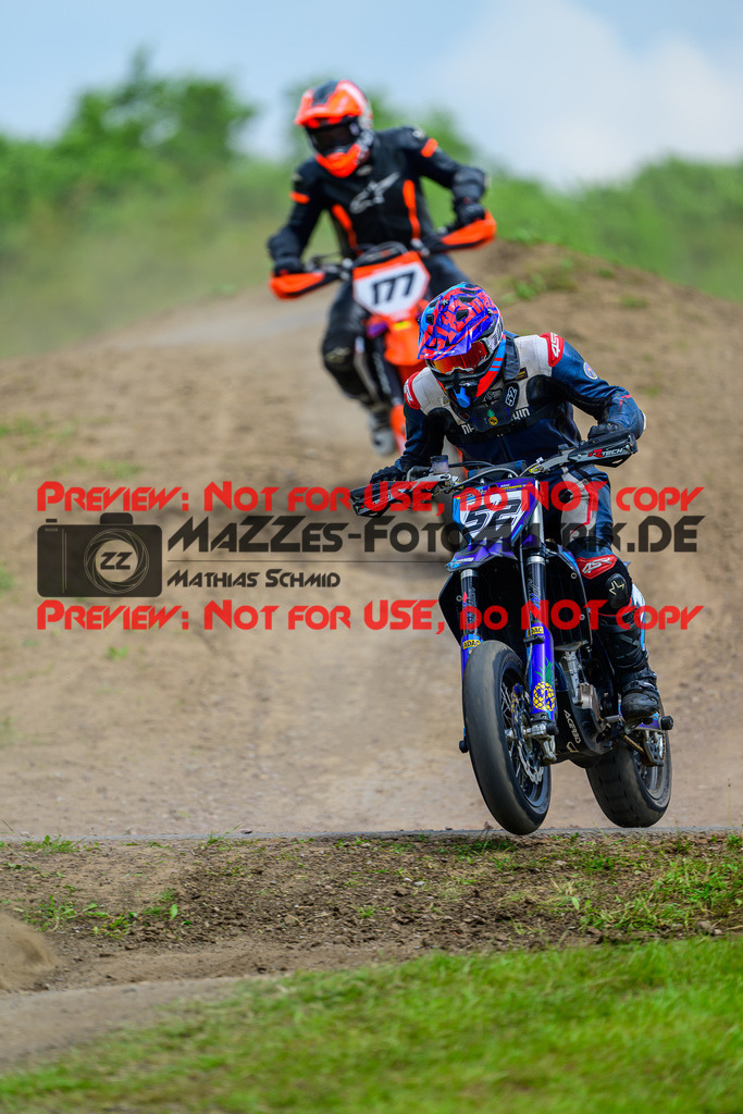 MaZZes_FotoMatrix_240622_6007705_8838 | S4
