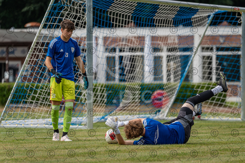 _DSC7704 | Professionelle Fußball- und Sportfotografie. Spielbilder online ansehen und kaufen – Einzelbilder oder komplette Galerien in hoher Qualität. - Realisiert mit Pictrs.com