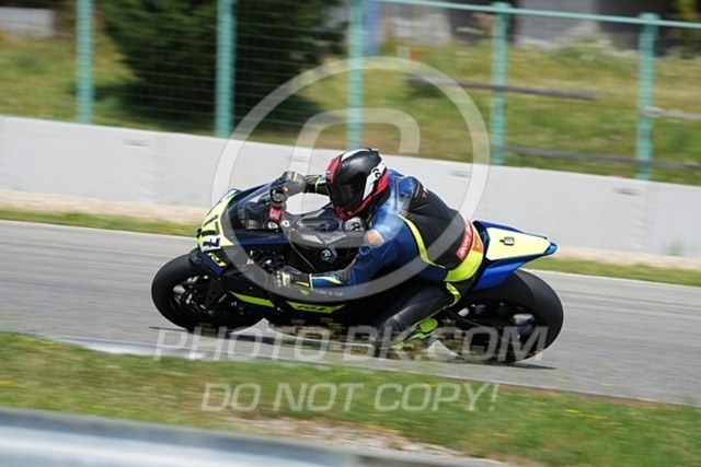 2024_07_19_PBK_13717 | Sportfotografie; SlowMotion; Video; Rennstrecke; Hafeneger; Speer; Racing; RSE; BMW; CBO; Trackday; Motorsportarena; Hockenheimring; Brno; Most; Barcelona; Valencia