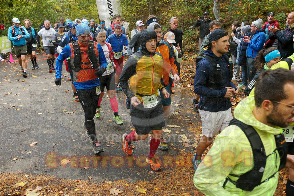 251026_1002_EX1_9680 | Sportfotografie im Rhein-Sieg Kreis, Köln, Bonn, NRW, Rheinland Pfalz, Hessen, etc. Unser Tätigkeitsfeld umfasst den Laufsport vom Volkslauf über den Marathon, Duathlon, Triathon bis zum Ultralauf wie Kölnpfad Ultra oder Schindertrail.