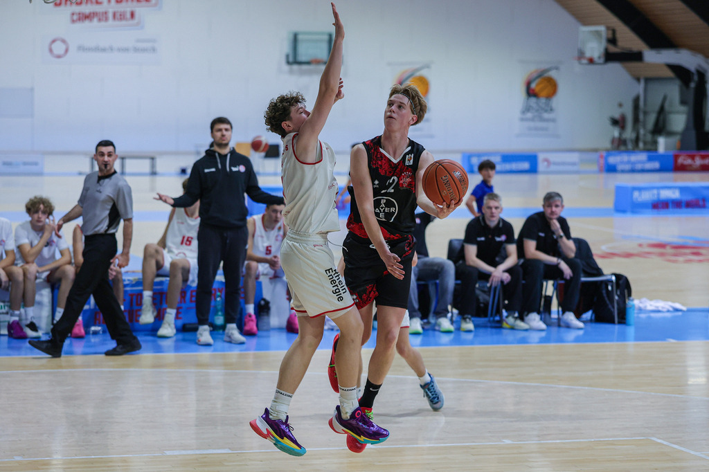 JBBL BAYER GIANTS @ BBV Rheinstars Köln-65 | Fotos von Basketballspielen aus dem Raum NRW fotografiert von Gero Mueller-Laschet und Daniel Schaefer - Realisiert mit Pictrs.com