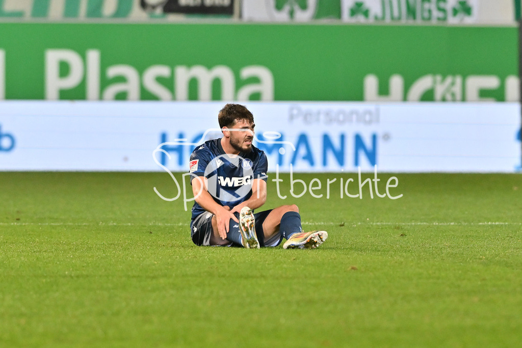 SpVgg Greuther Fürth - Karlsruher SC | FUERTH, GERMANY - OCTOBER 24: Lilian EGLOFF (Karlsruher SC 25) injured during the 2. bundesliga match between SpVgg Greuther Fuerth vs. Karlsruher SC on matchday 10 at Sportpark Ronhof Thomas Sommer on October 24, 2025 in Fuerth, Germany / DFL REGULATIONS PROHIBIT ANY USE OF PHOTOGRAPHS AS IMAGE SEQUENCES AND/OR QUASI-VIDEO