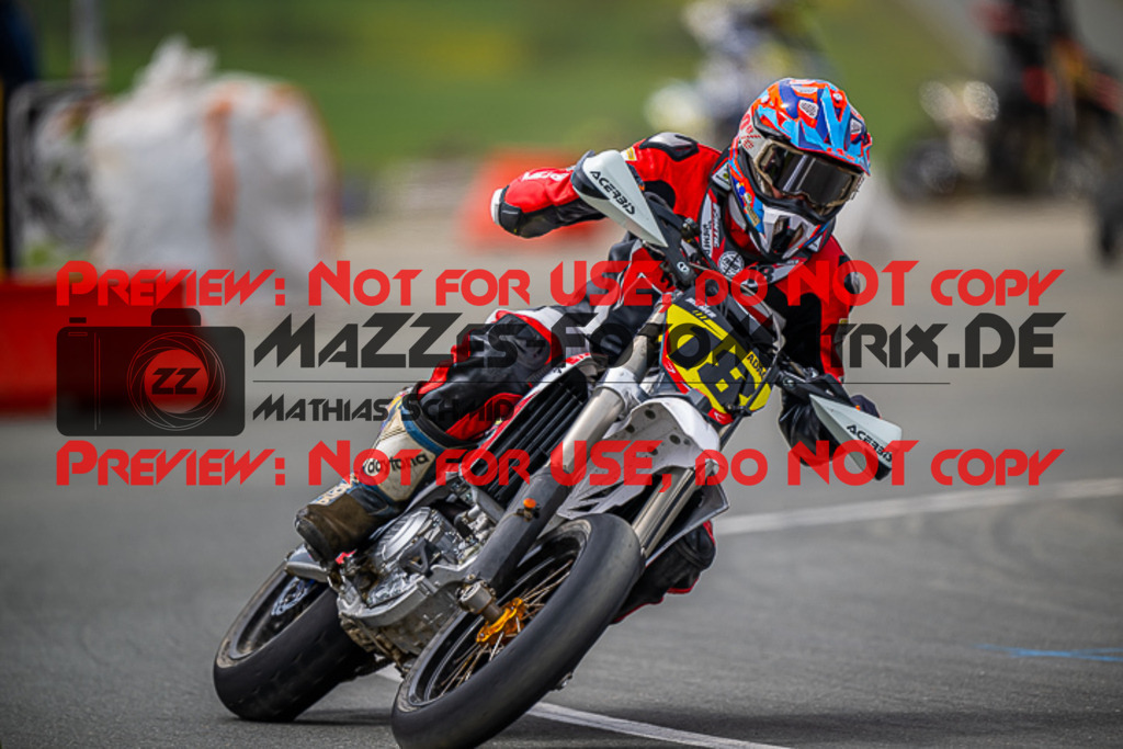 MaZZes_FotoMatrix_230507_3848 | S1